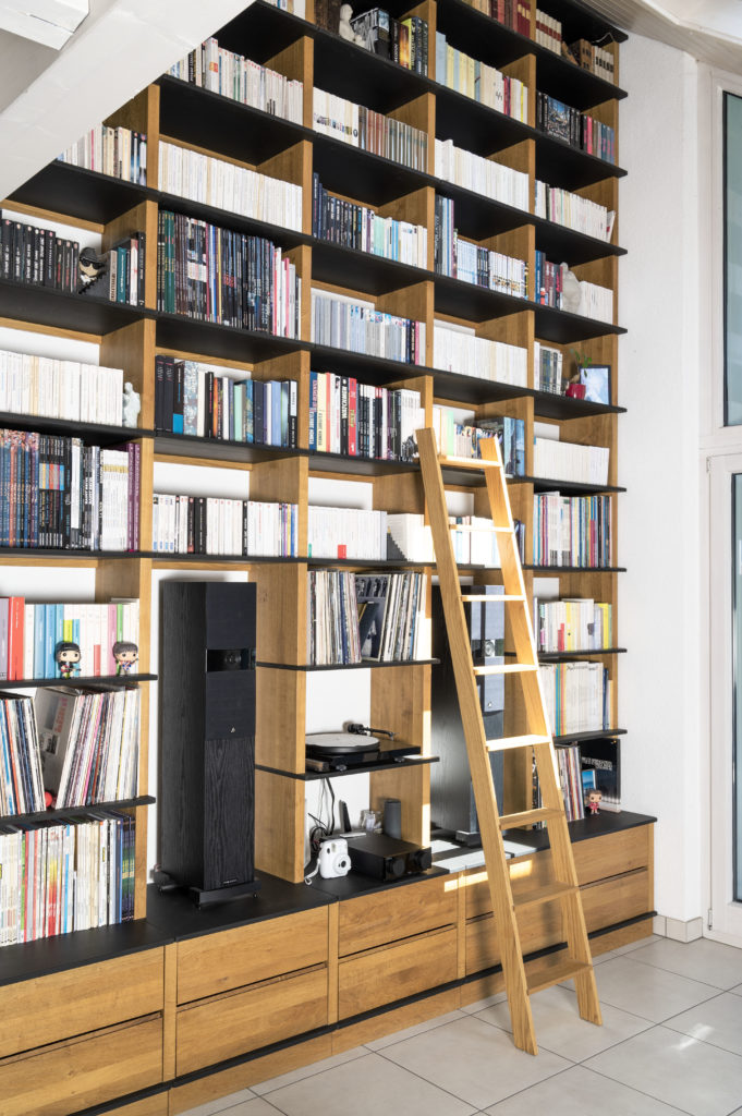 Bibliothèque en chêne massif sur mesure